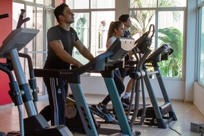 Fitness facility - Hotel Baez Paraiso (Paraiso)