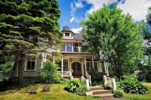 Exterior - The Elmwood Heritage Inn (Charlottetown)