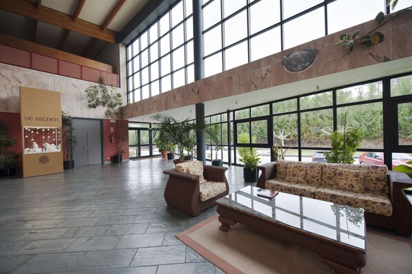 Lobby - Hotel Laias Caldaria (Cenlle)