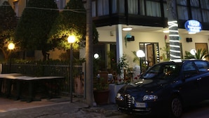 Front of property - Hotel Busignani (Rimini)