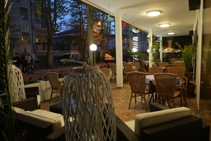 Front of property - Hotel Busignani (Rimini)