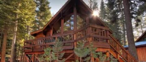 House, 3 Bedrooms | Exterior