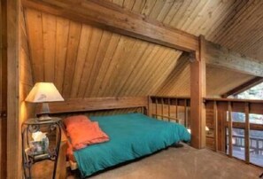 House, 3 Bedrooms - Fairway Family Cabin (Truckee)