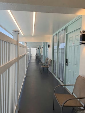Terrace/patio - Beachside Resort (Wildwood)