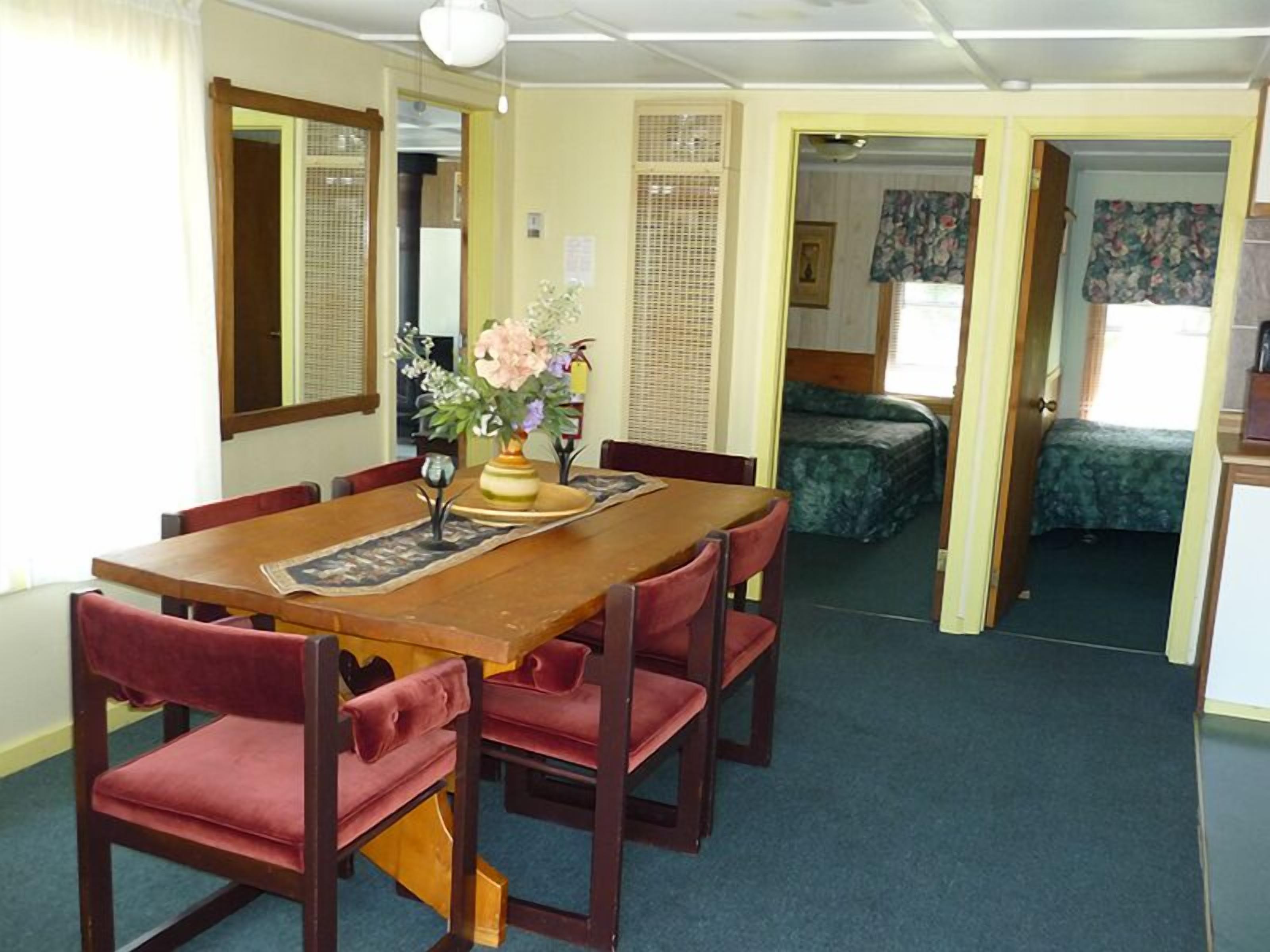Repas dans la chambre