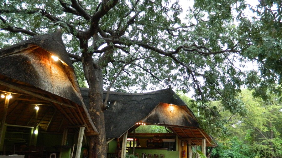 Kwalape Safari Lodge