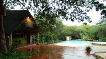 Udendørs pool