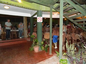 Dining - Kwalape Safari Lodge (Kasane)