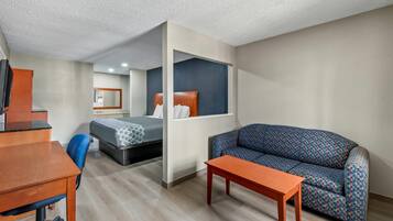 Habitación estándar, 1 cama King size, para no fumadores | Escritorio, tabla de planchar con plancha, wifi gratis y ropa de cama