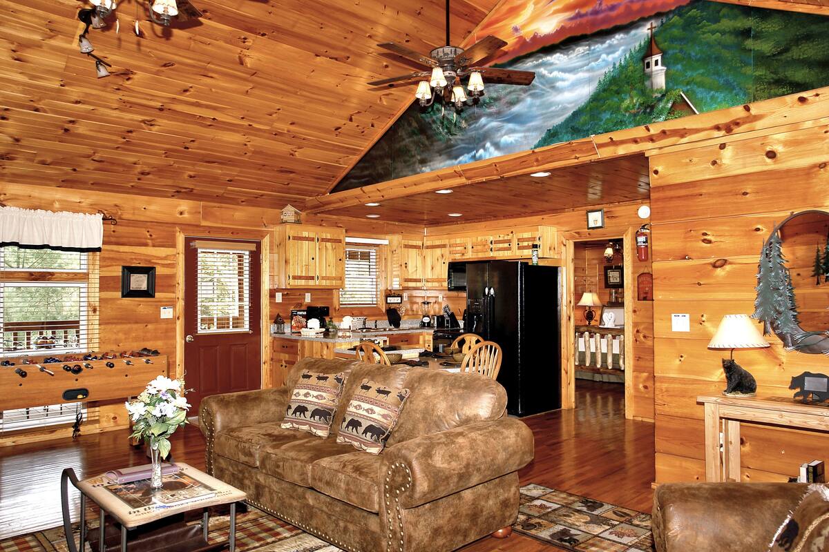 1 غرفة نوم ومكواة/لوح كي وبديكورات فريدة لكل غرفة وطراز فريد لكل وحدة