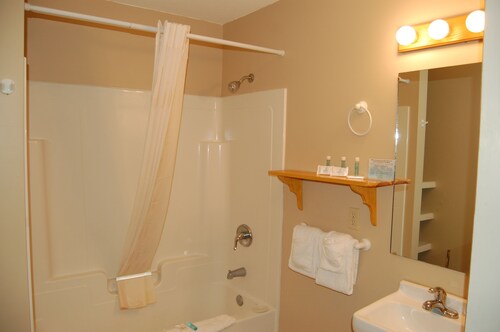 University Inn