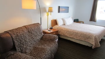 Suite | 1 bedroom, desk, soundproofing, iron/ironing board