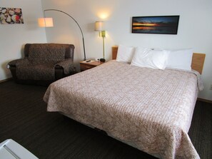 Suite | Schreibtisch, schallisolierte Zimmer, Bügeleisen/Bügelbrett