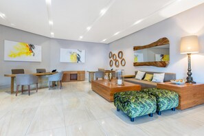 Lobby - Emotions by Hodelpa - Juan Dolio - All inclusive (Guayacanes)