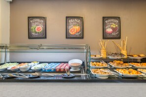 Breakfast buffet - Emotions by Hodelpa - Juan Dolio - All inclusive (Guayacanes)