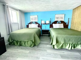 Escritorio, camas plegables/adicionales, wifi gratis y ropa de cama 