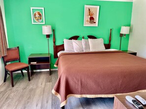 Kamer, 1 kingsize bed, niet-roken | Uitzicht vanuit de kamer