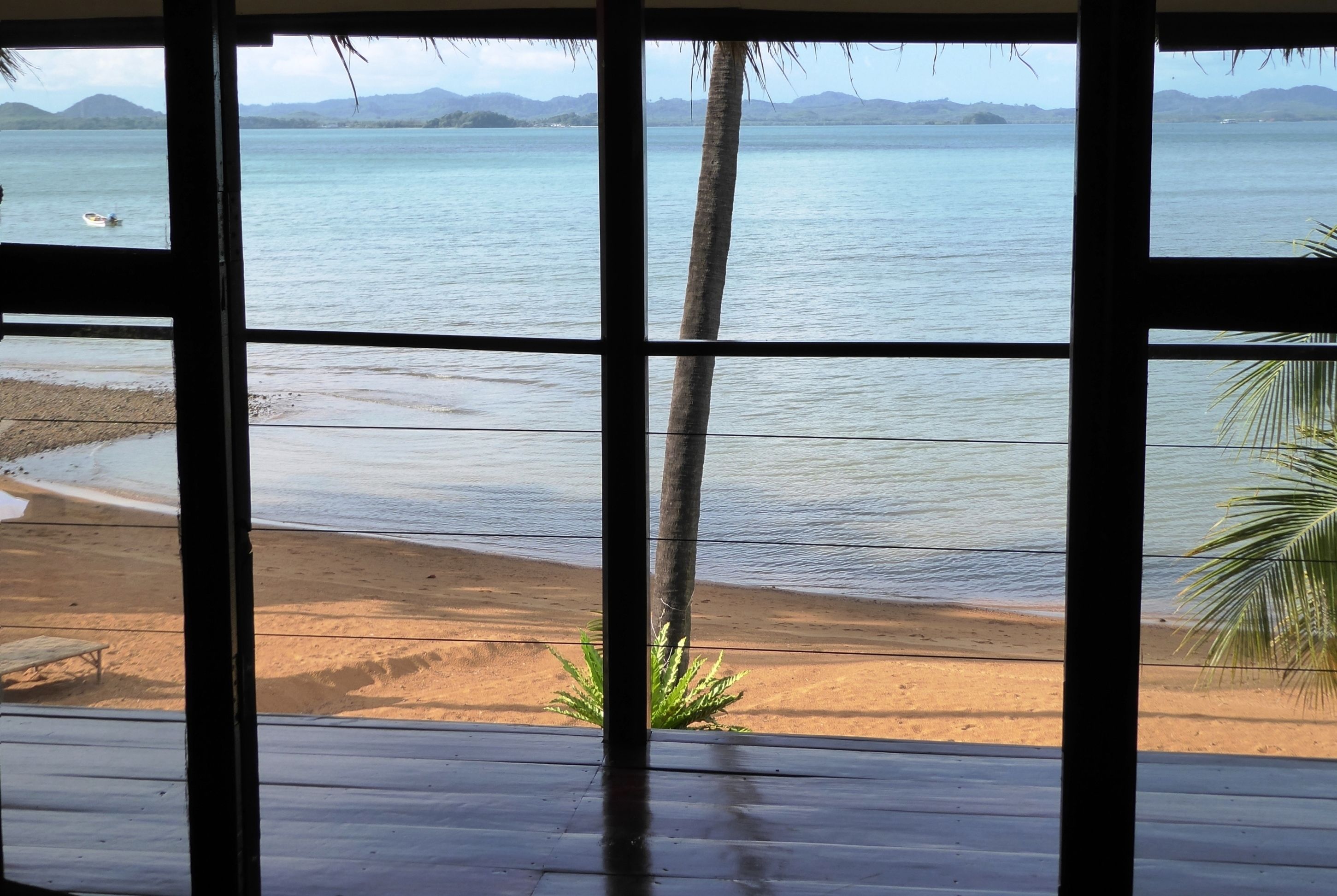 beach house room / upstairs | view from room