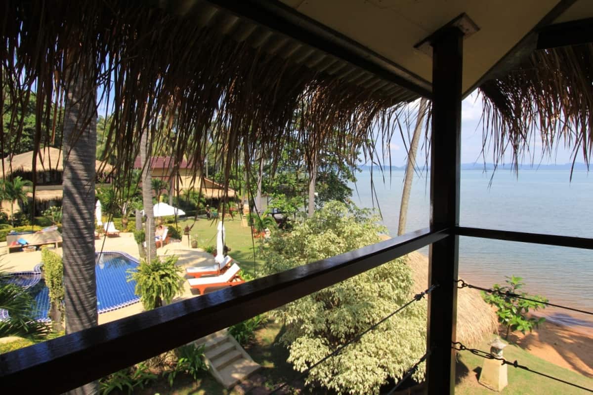 Beach House Room / Upstairs | Balcony