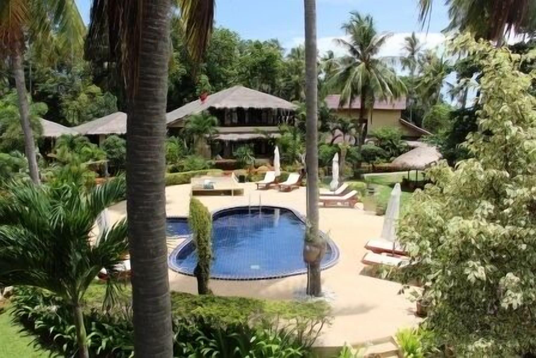 outdoor pool, pool umbrellas, pool loungers