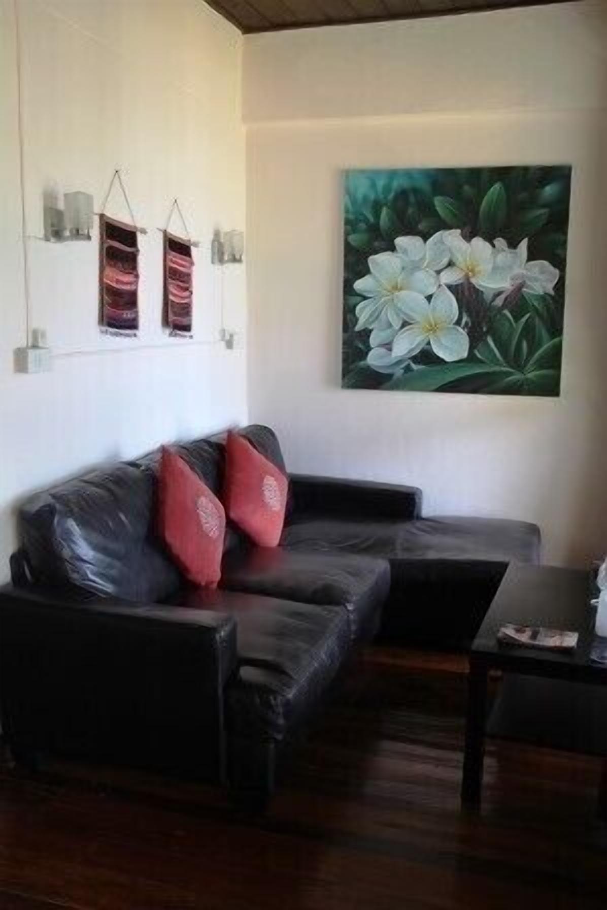 beach house room / downstairs | living area