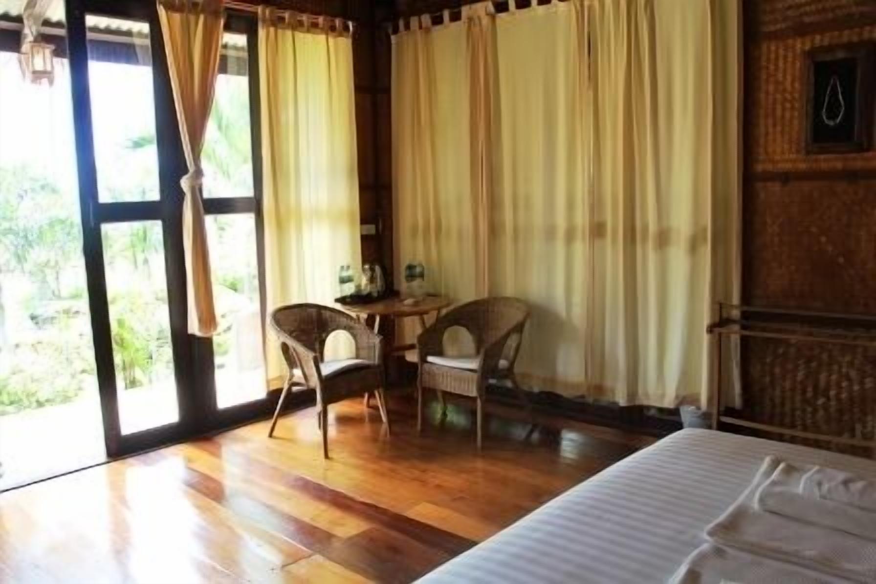 superior bungalow | room amenity