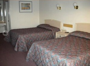 Standard Room, 2 Double Beds | Free WiFi - Heritage Inn (Wichita)