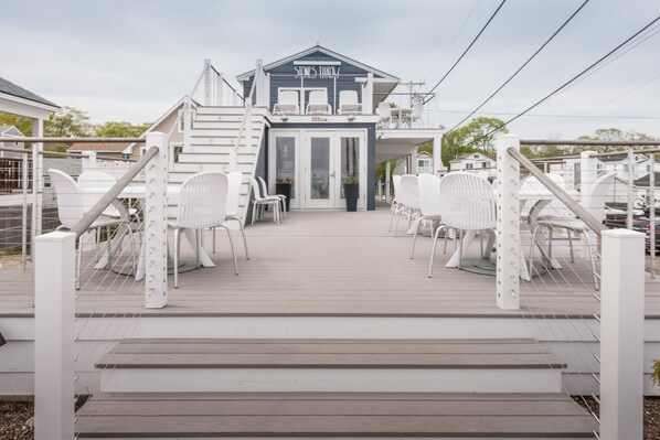 1 bedroom, individually decorated, individually furnished, free WiFi - Stones Throw (York Beach)