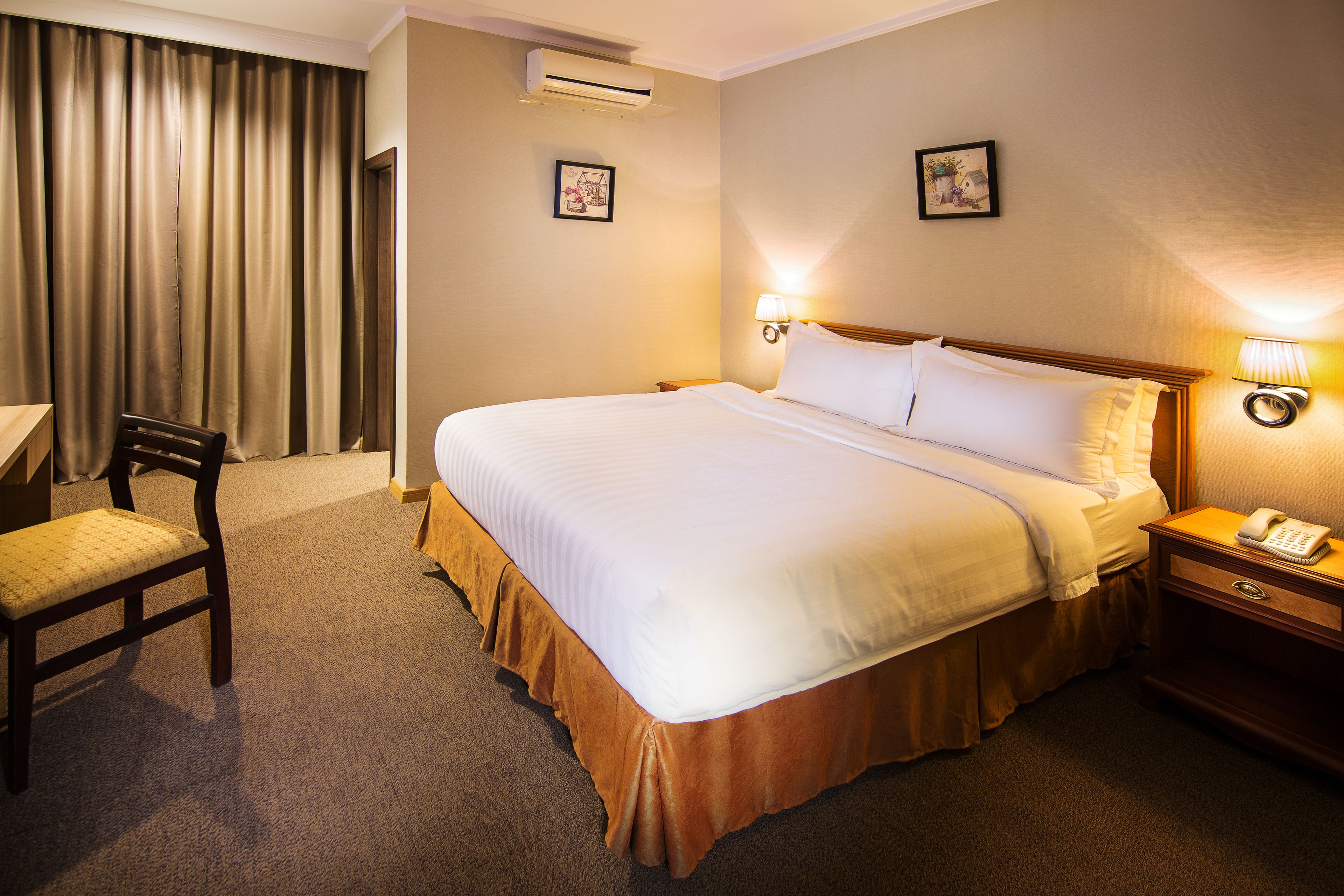 superior room | free minibar, in-room safe, desk, blackout curtains