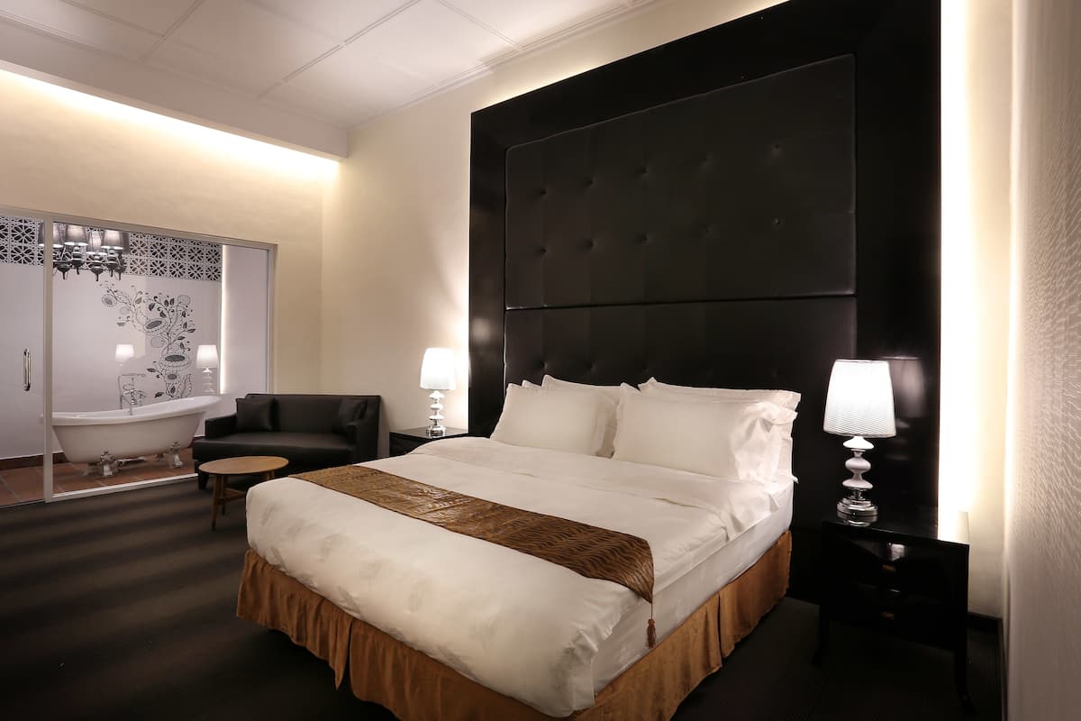 Signature-Suite