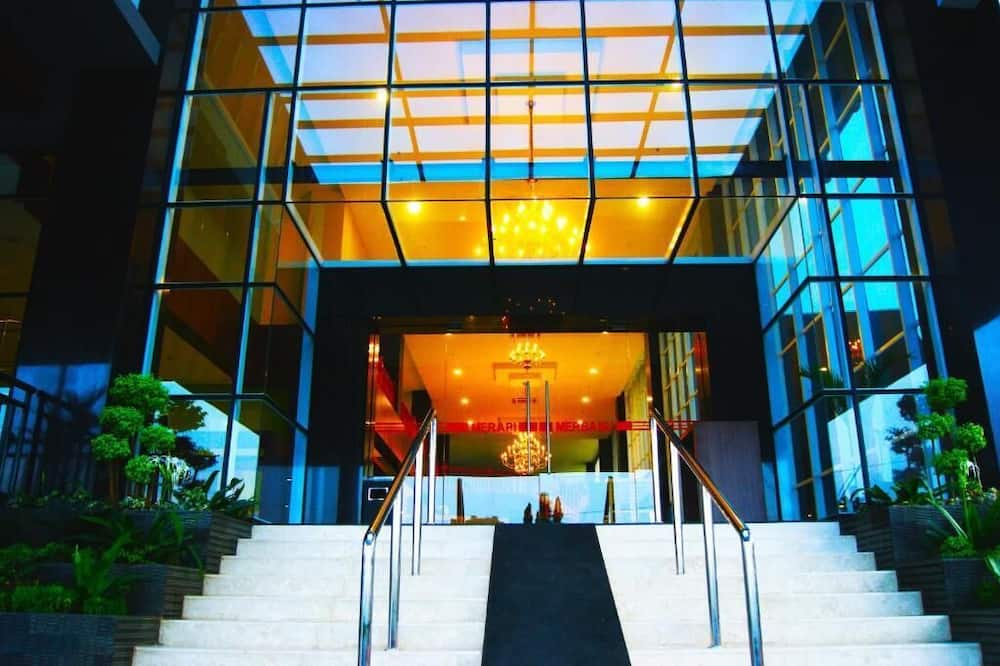 Merapi Merbabu Hotels & Resort Bekasi