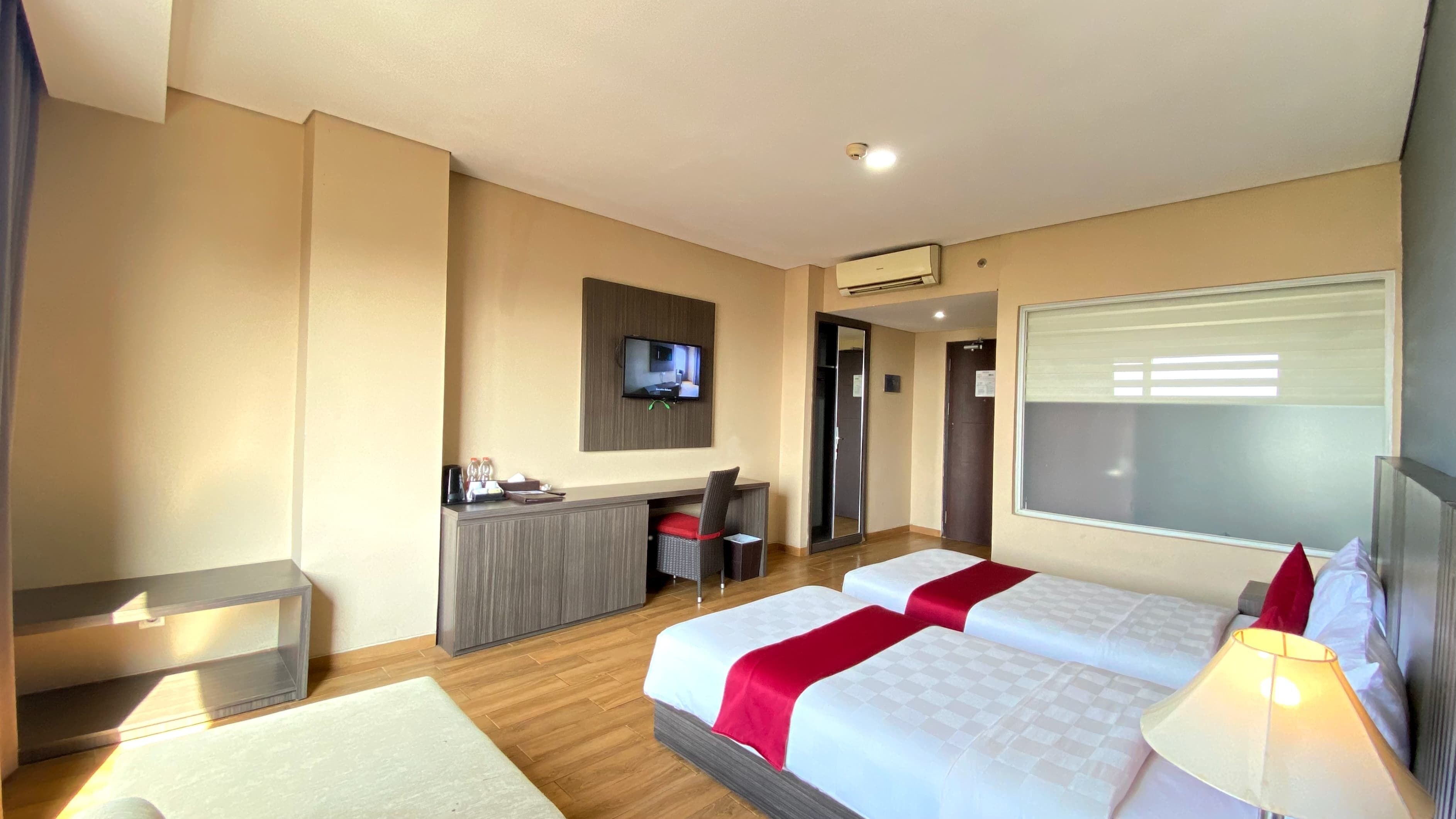 Photo - Merapi Merbabu Hotels Bekasi
