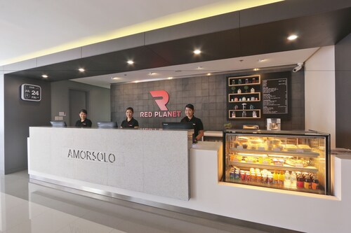 Red Planet Makati Amorsolo