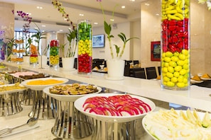Buffet - Dendro Gold Hotel (Nha Trang)