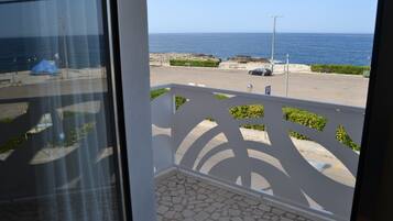 Superior Double Room, Balcony, Sea View | Balcony