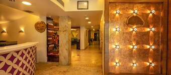 La Woods Hotel