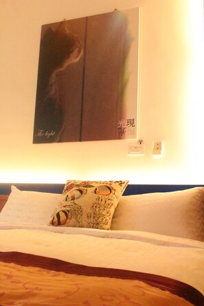Desk, soundproofing, free WiFi, bed sheets - Wish-Dream Bed & Breakfast (Donggang)