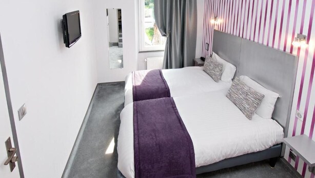 Unclassified image, 1 of 22, button - Hôtel Nougier (Fursac)