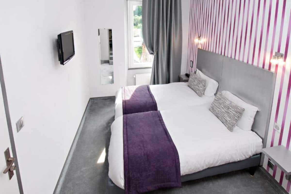 Comfort Twin Room | Desk, soundproofing, free WiFi, bed sheets