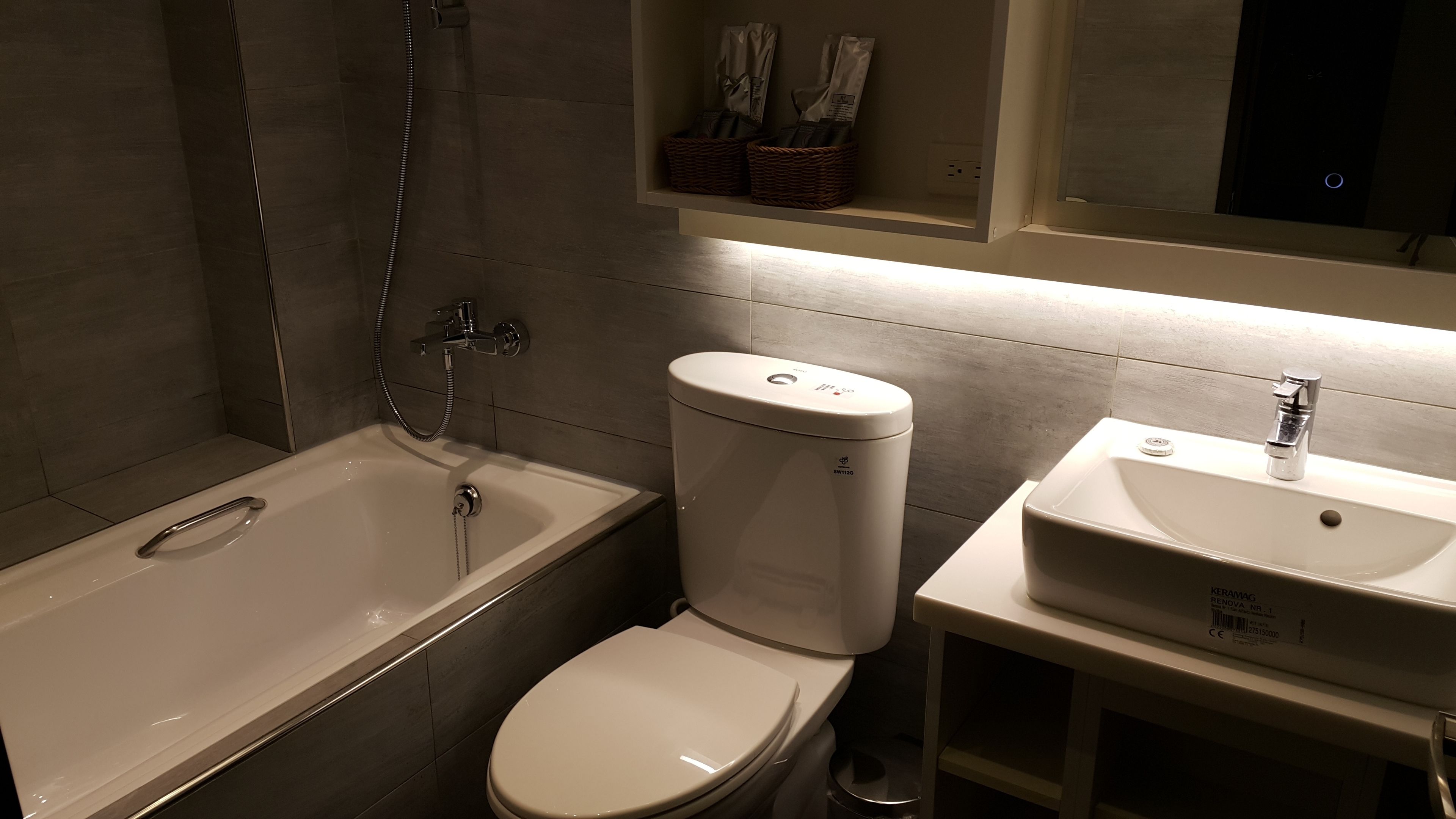 quadruple room | bathroom | shower, free toiletries, hair dryer, slippers