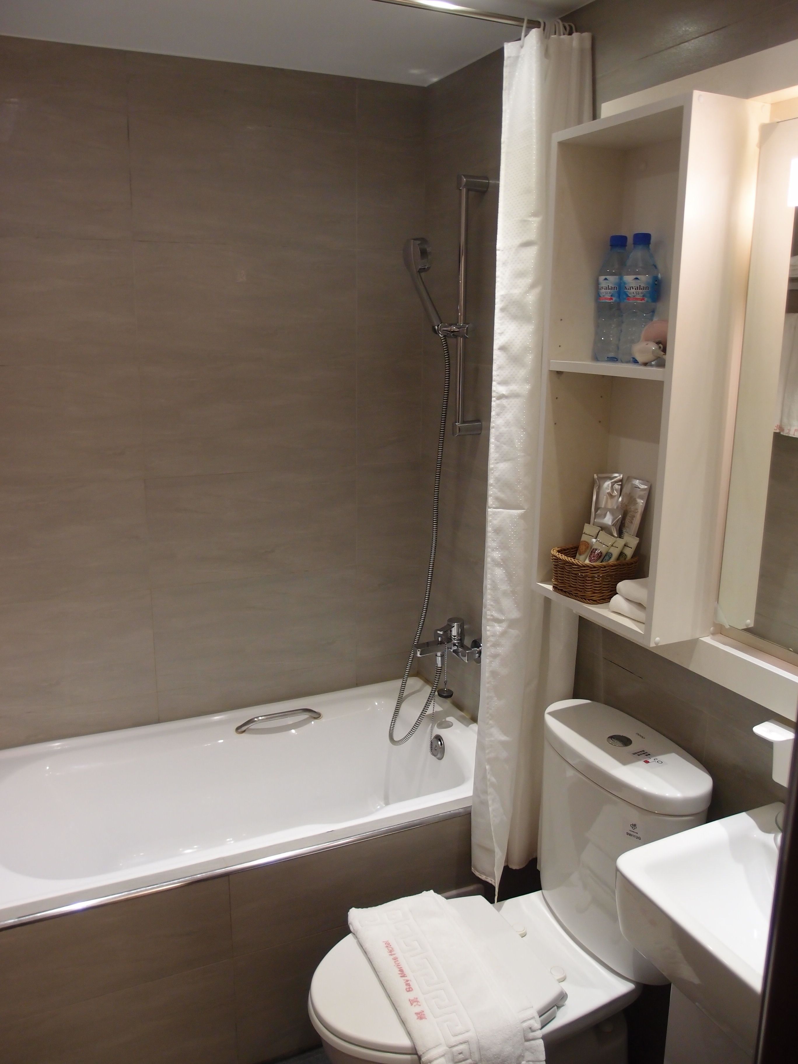 shower, free toiletries, hair dryer, slippers