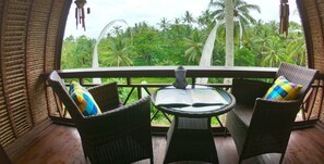 Panoramic Cottage, 1 King Bed, Pool Access, River View | Balcony - Capung Sakti Villas – By Fair Future Foundation (Ubud)