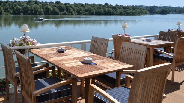 Property grounds - Compass River City Botel (Belgrade)