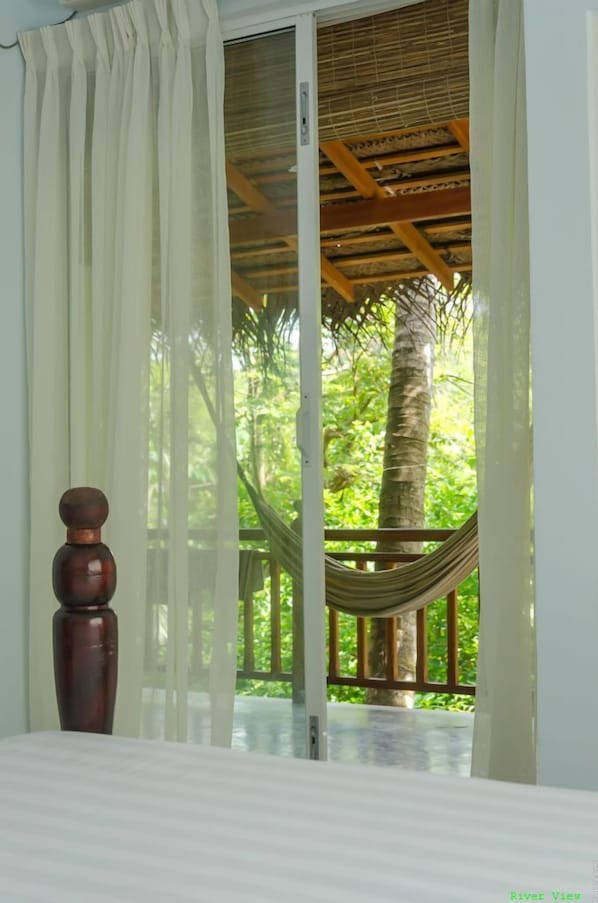 River View Apartments - 2 Bedrooms | Minibar, in-room safe, individually decorated, individually furnished - Unawatuna Apartments (Unawatuna)