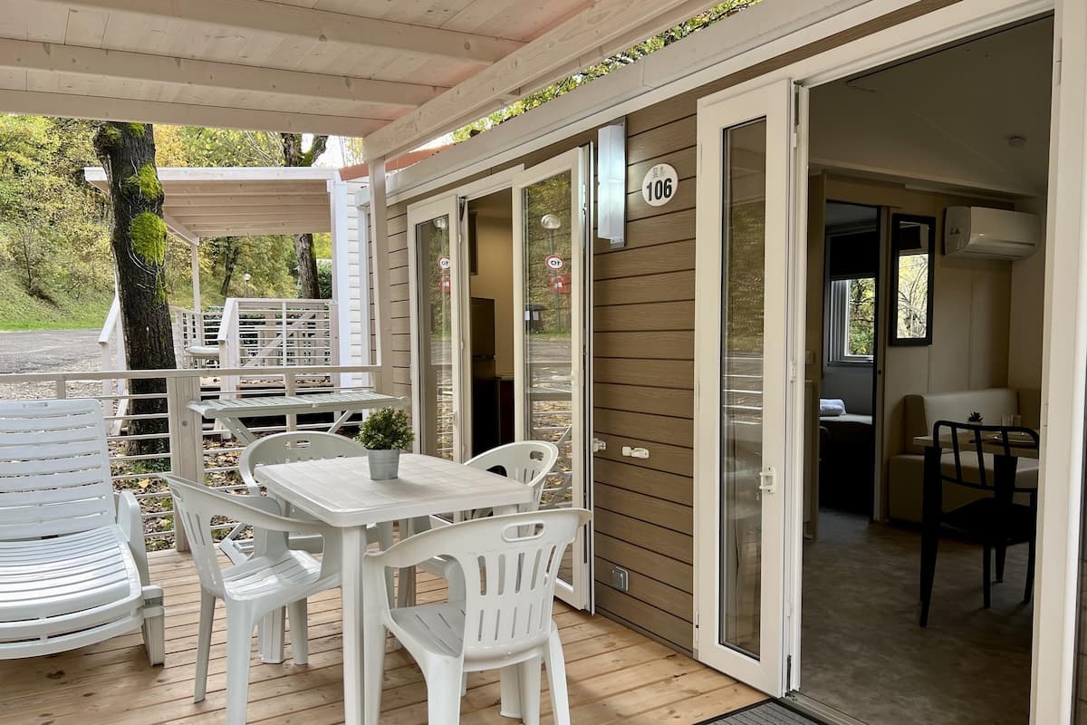Superior MobilHome | Terrace/patio