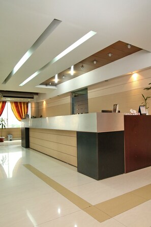 Reception - Richmond Hotel (Sylhet)