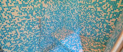 Suite, Hot Tub (SPA) | 1 bedroom, in-room safe, desk, free WiFi