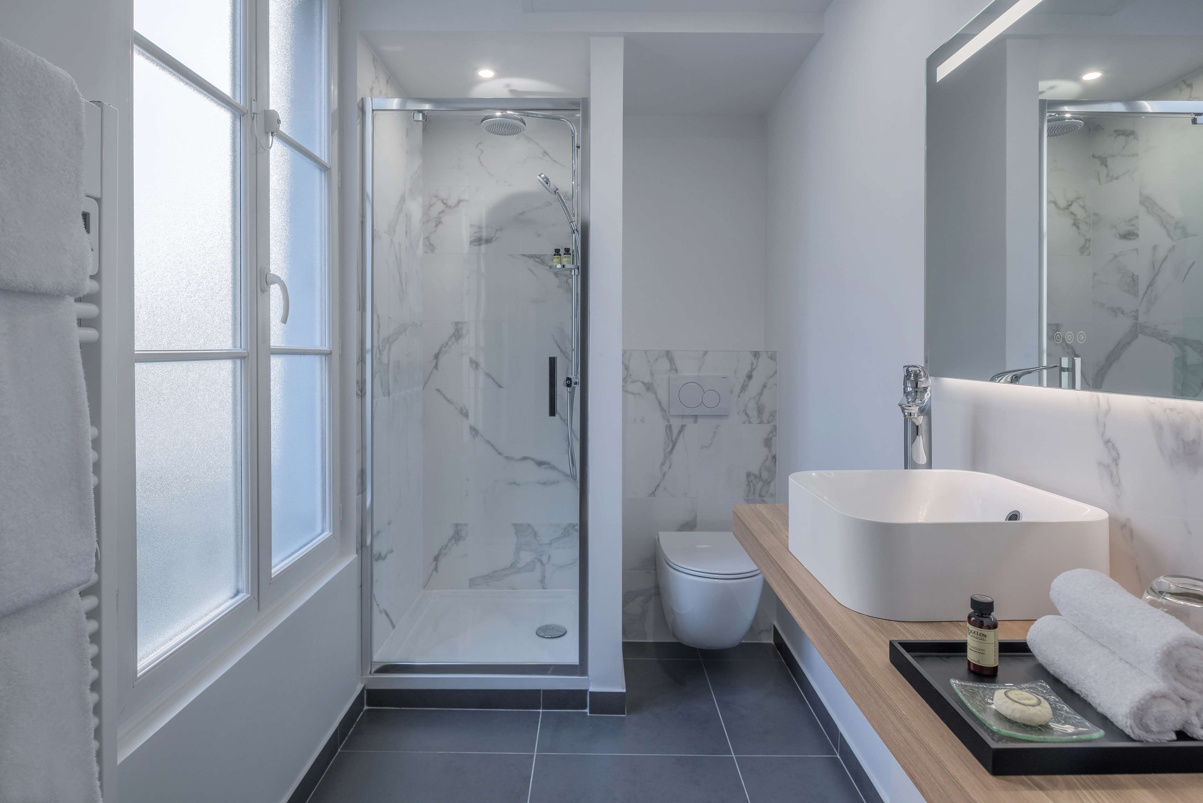 room, 1 king bed | bathroom shower