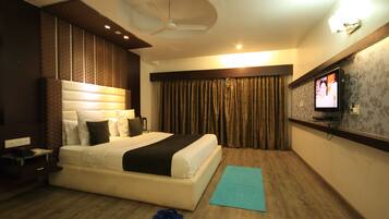 Deluxe Room (A/C) | 1 bedroom, premium bedding, desk, rollaway beds
