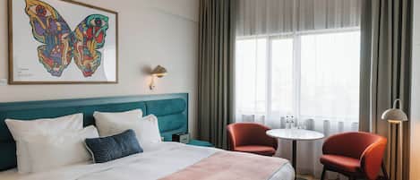 Signature Room | Individually decorated, individually furnished, desk, soundproofing